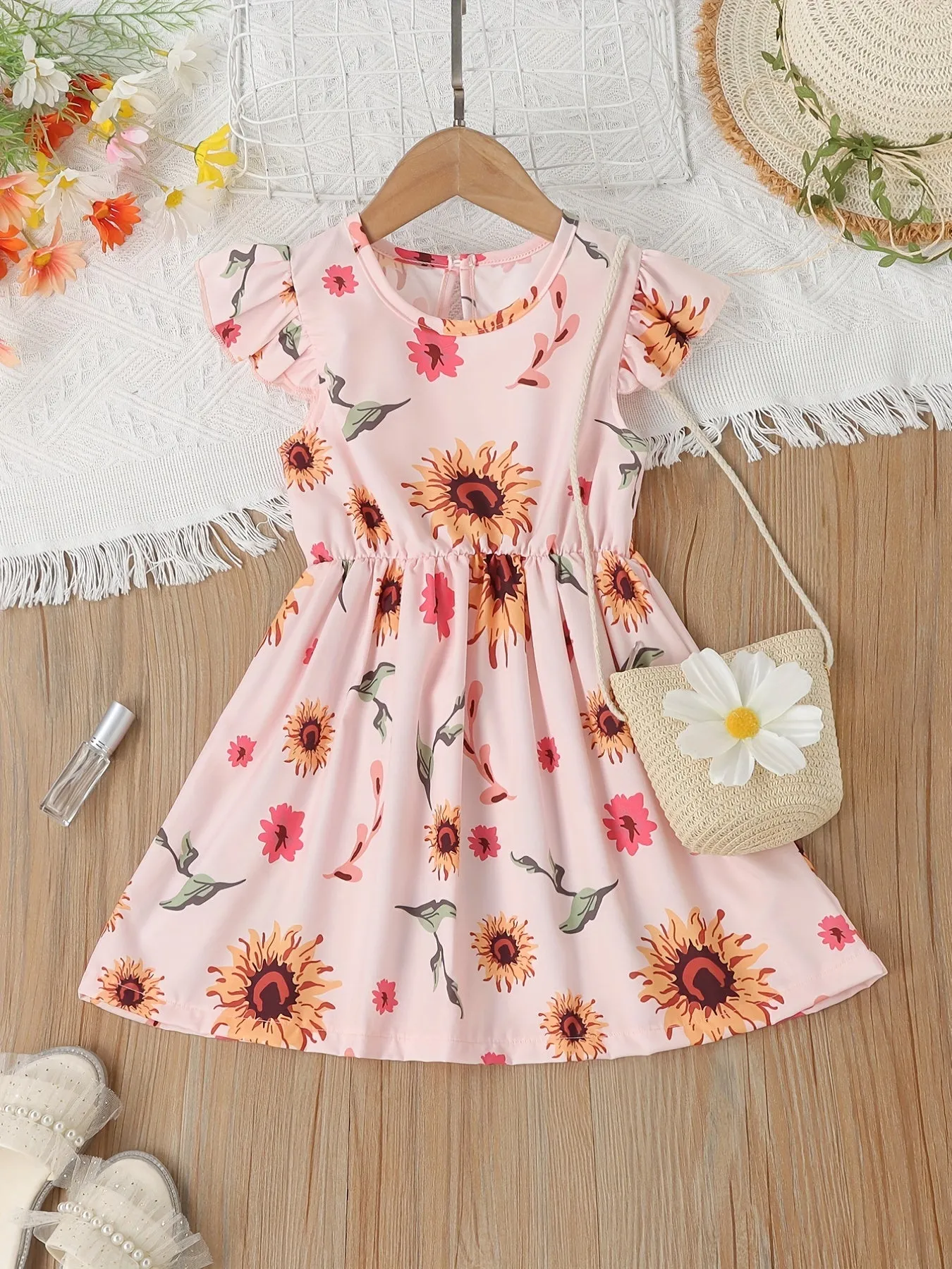 Adorable Floral Fitted Princess Dress for Little Girls - Ruffle Trim, Non-Stretch Polyester, Machine Washable, Perfect for Summer Party, Beach Vacation, and Casual Occasions