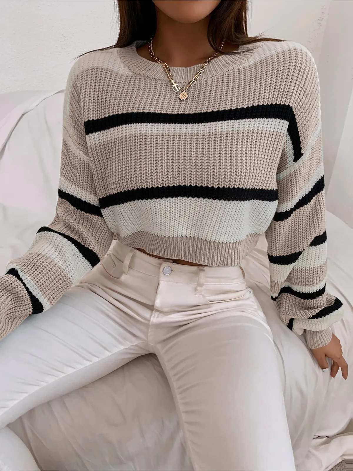 Colorblocked Striped Lantern Sleeve Pullover