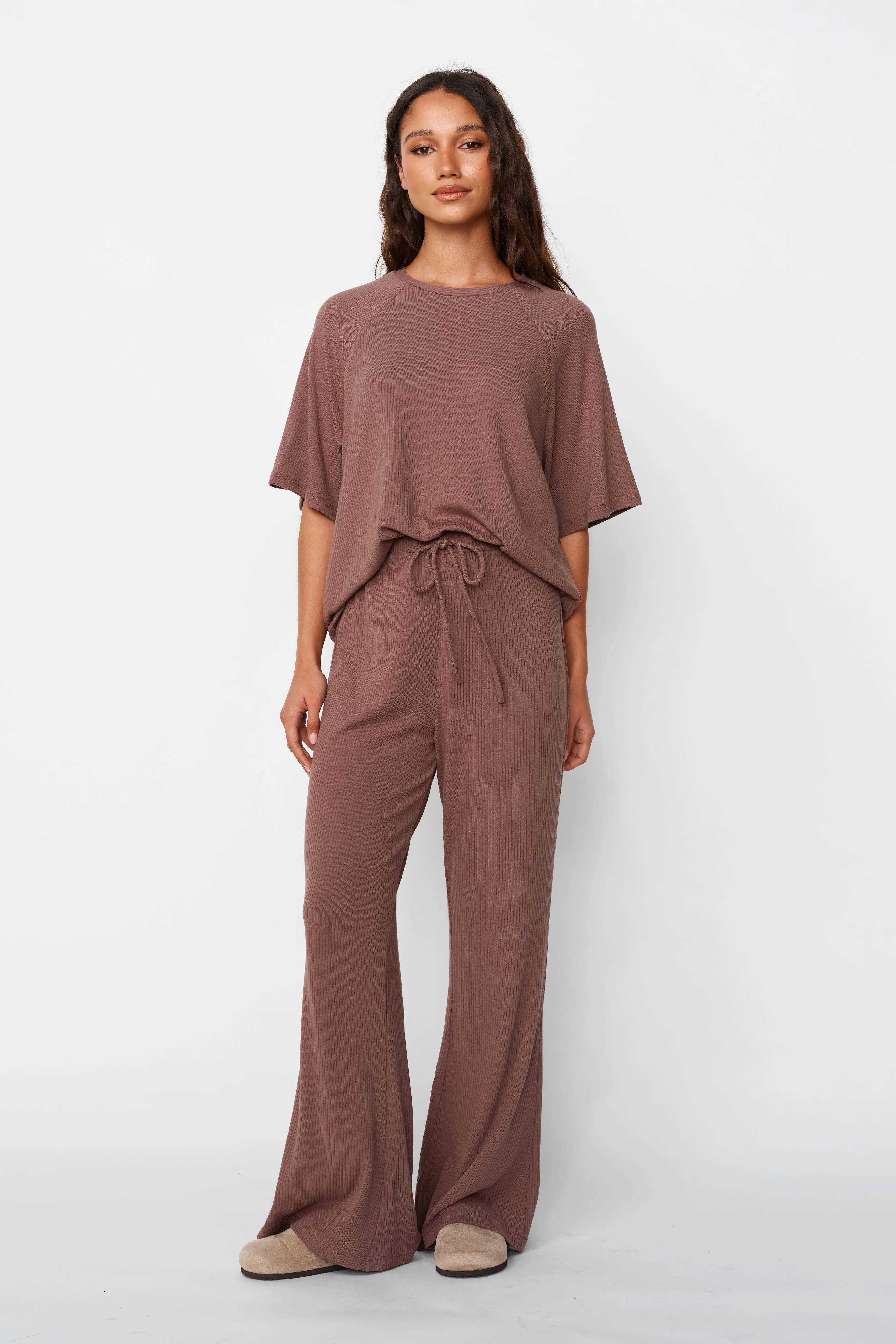 Faith Ribbed Flare Pant - Mocha