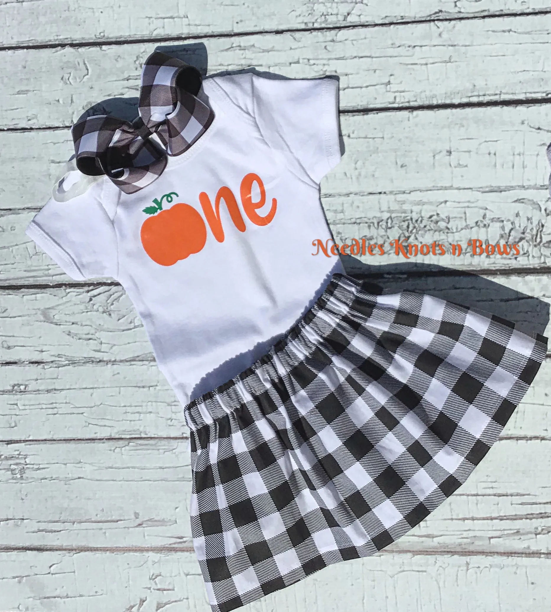 Girls Pumpkin Birthday Outfit, Girls Fall Birthday, Buffalo Plaid Skirt, Pumpkin Birthday Shirt