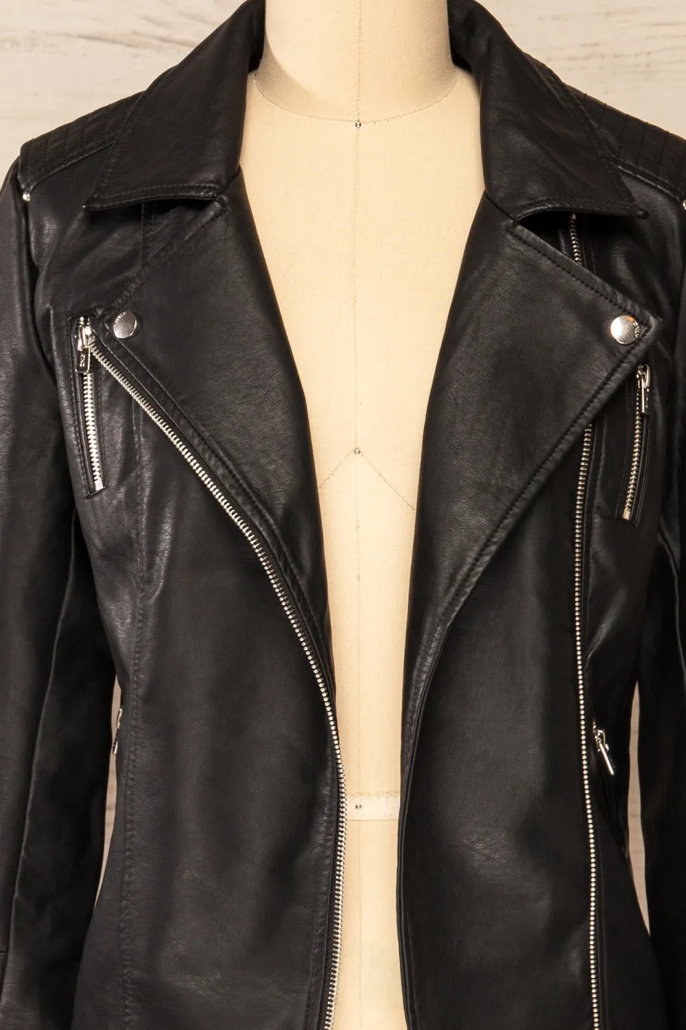 Gladsaxe | Black Cropped Faux Leather Jacket