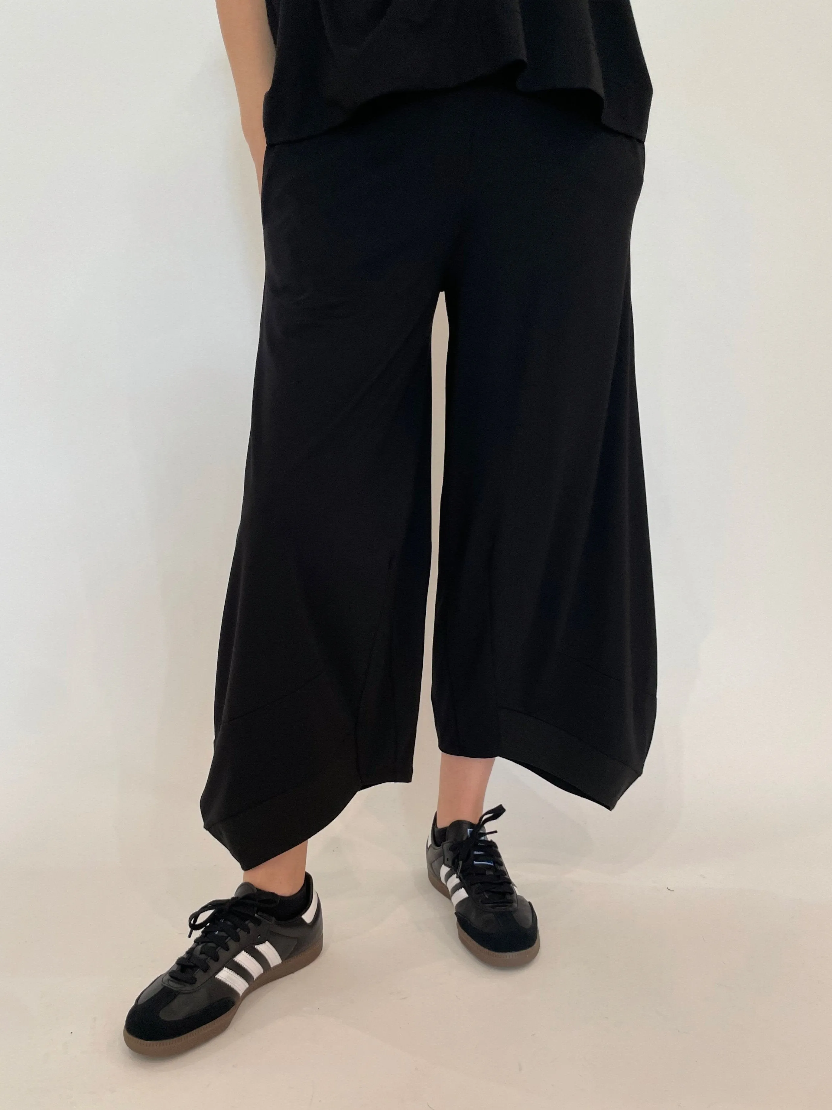 Lana Lantern Pants - Black