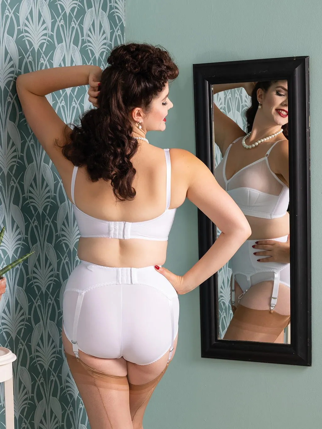 Liz White Suspender Belt