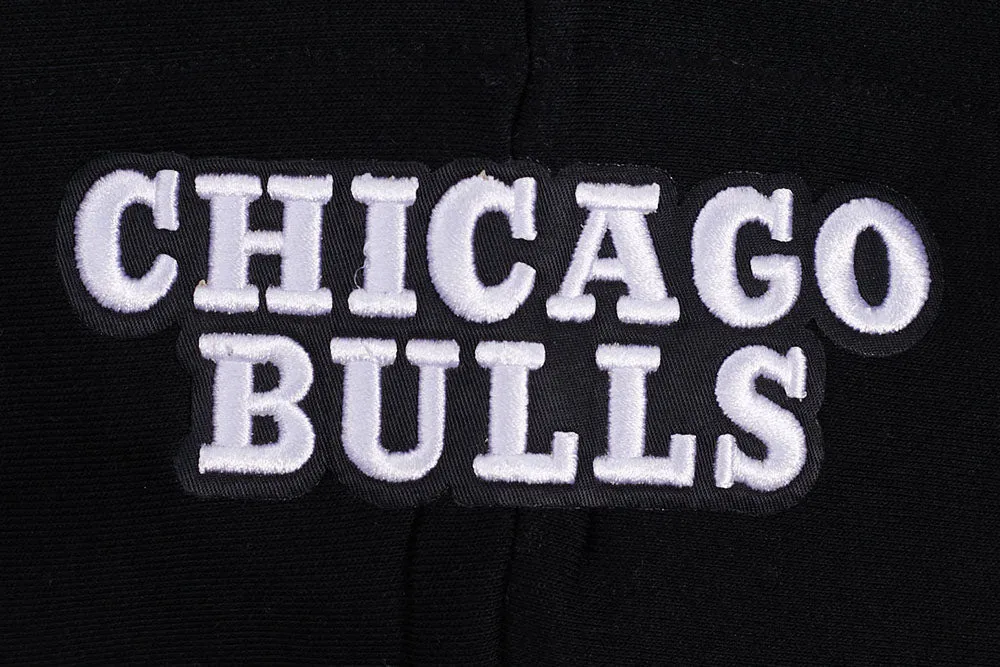 NBA CHICAGO BULLS SCRIPT TAIL WOMEN'S RIB FLC CROPPED PO HOODIE (BLACK/RED/BLACK)