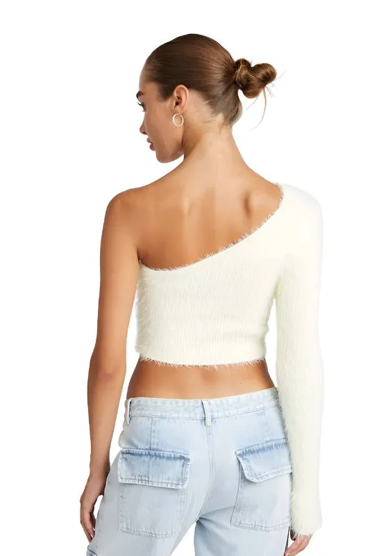 ONE SHOULDER FLUFFY SWEATER TOP