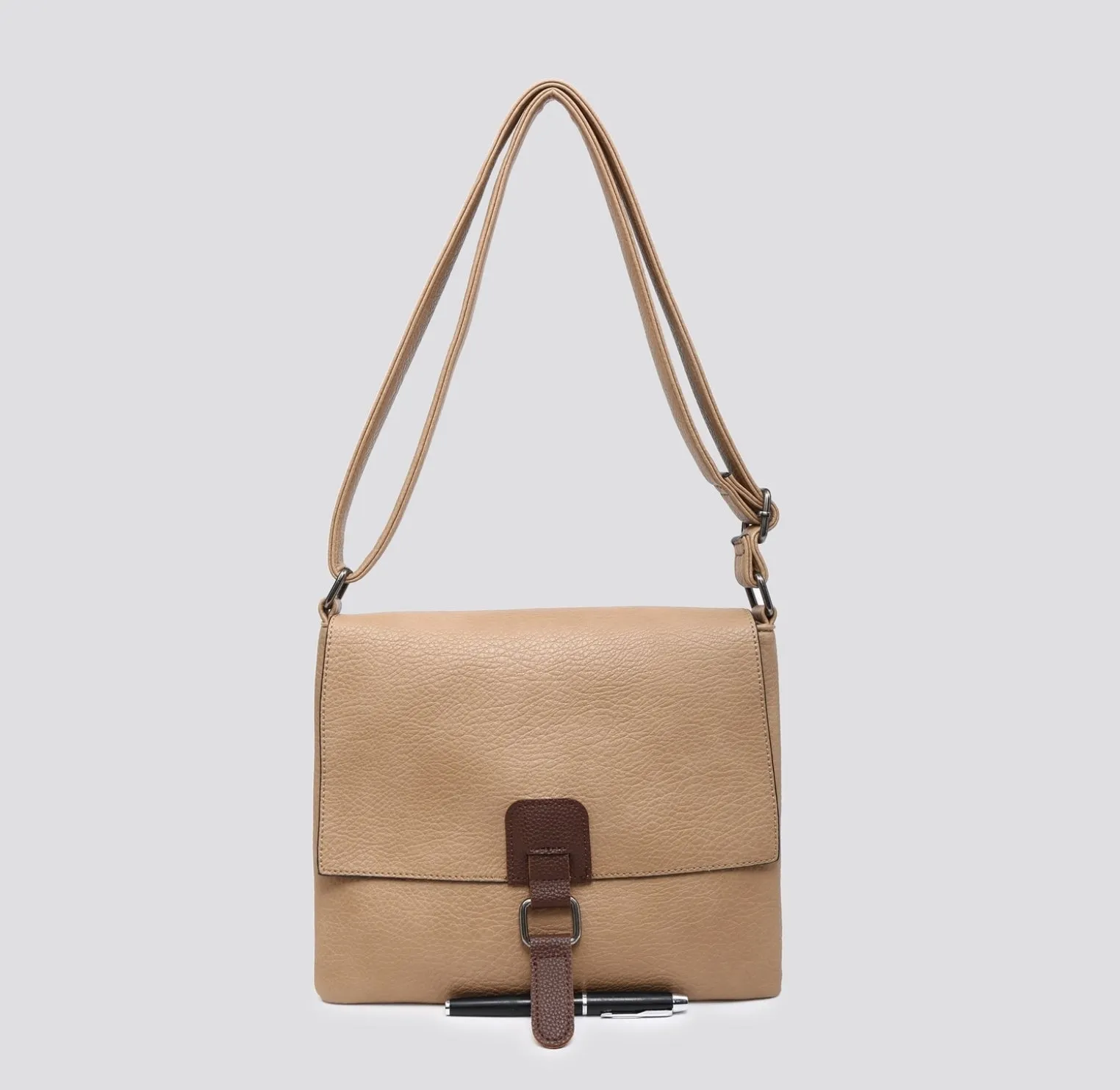 Plain Medium Messenger Style Crossbody Bag With Brown Trim (5 Colours)