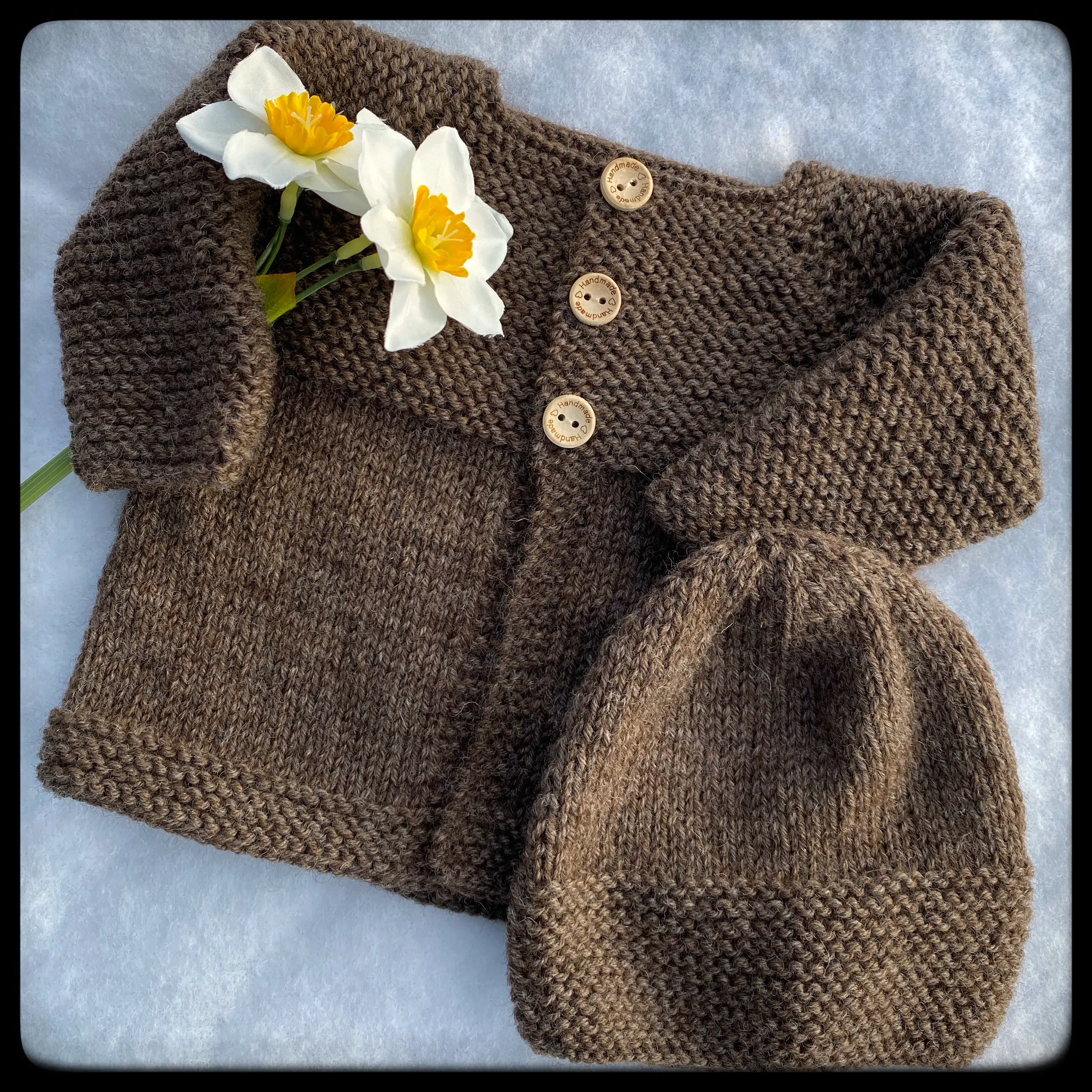 "Daffodils" baby cardigan