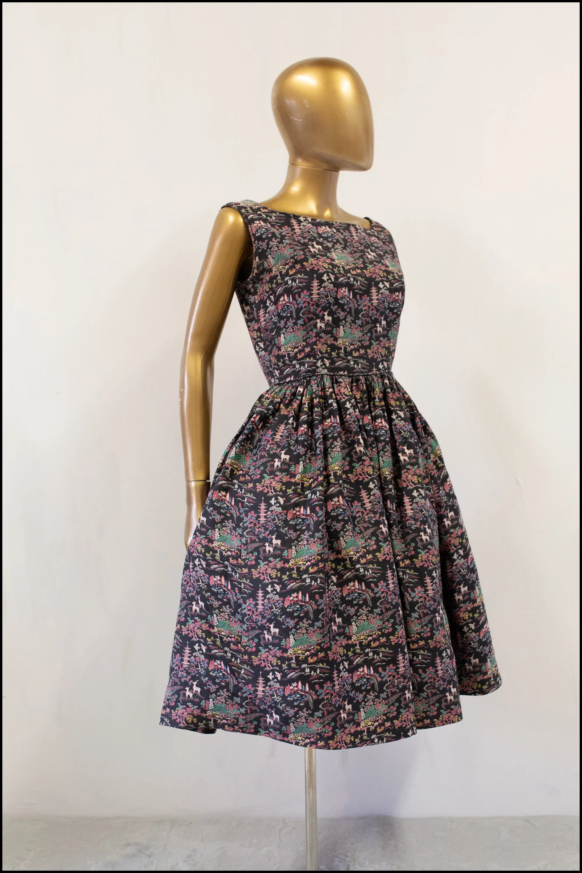 Vintage 1950s Black Japanese Print Cotton Dress Set