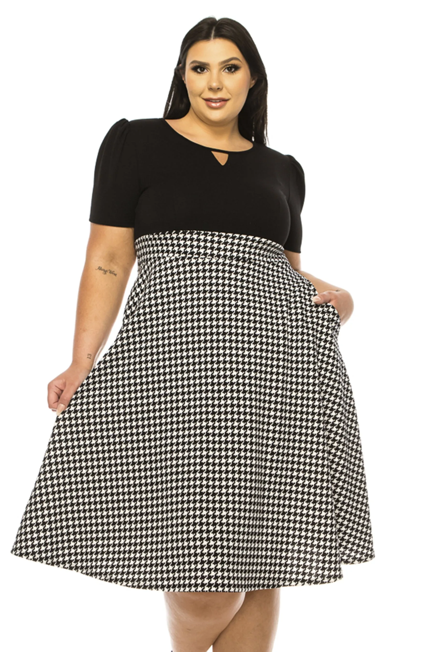 Women's Plus Size Knee-length Color Block Dress with Pockets