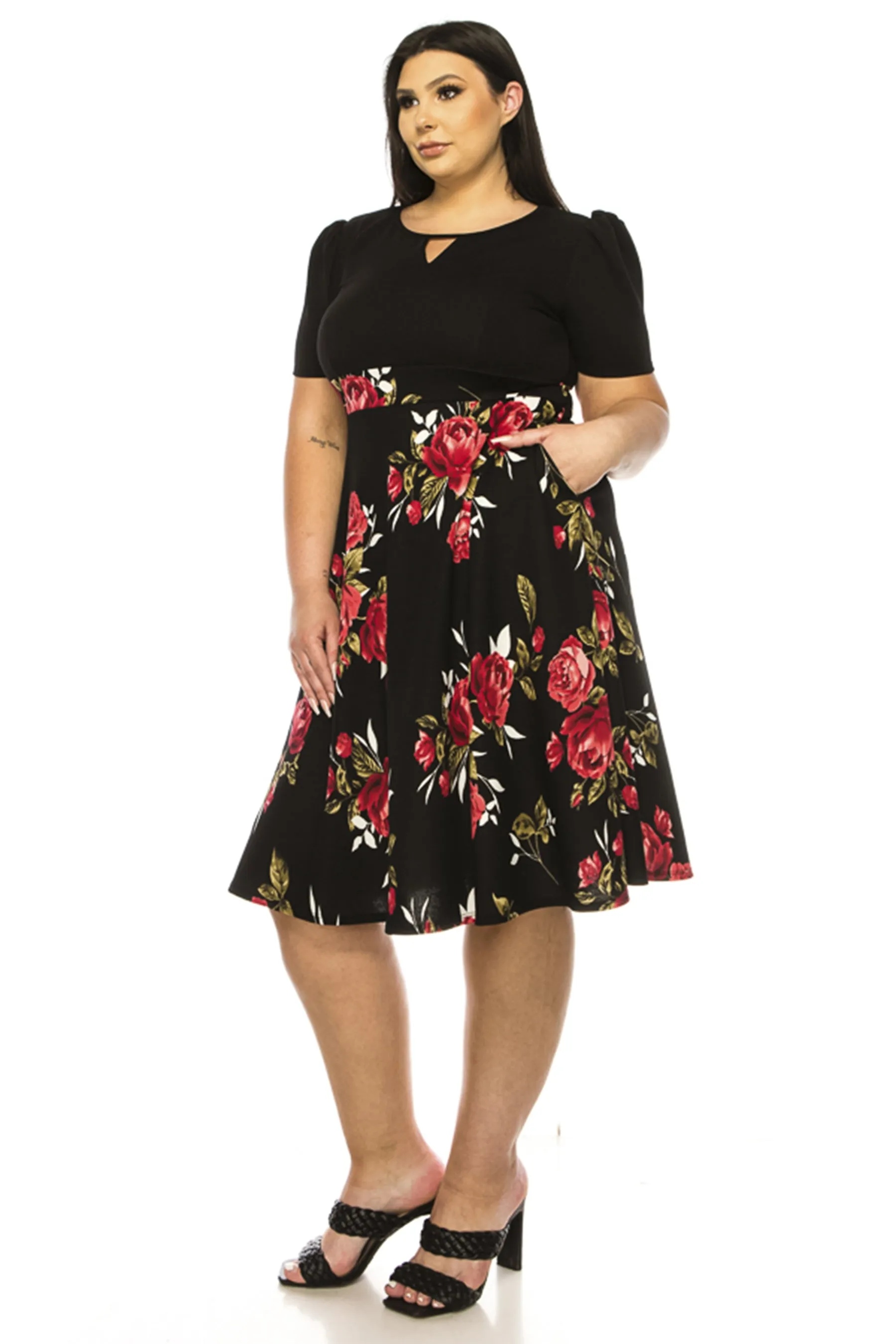 Women's Plus Size Knee-length Color Block Dress with Pockets